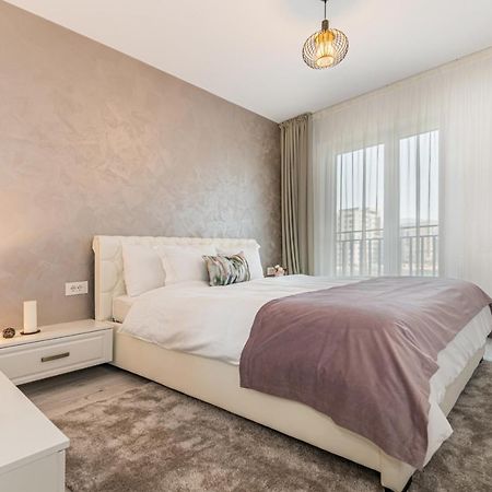 Rentforcomfort Apartment Ella 2 Braşov Eksteriør billede